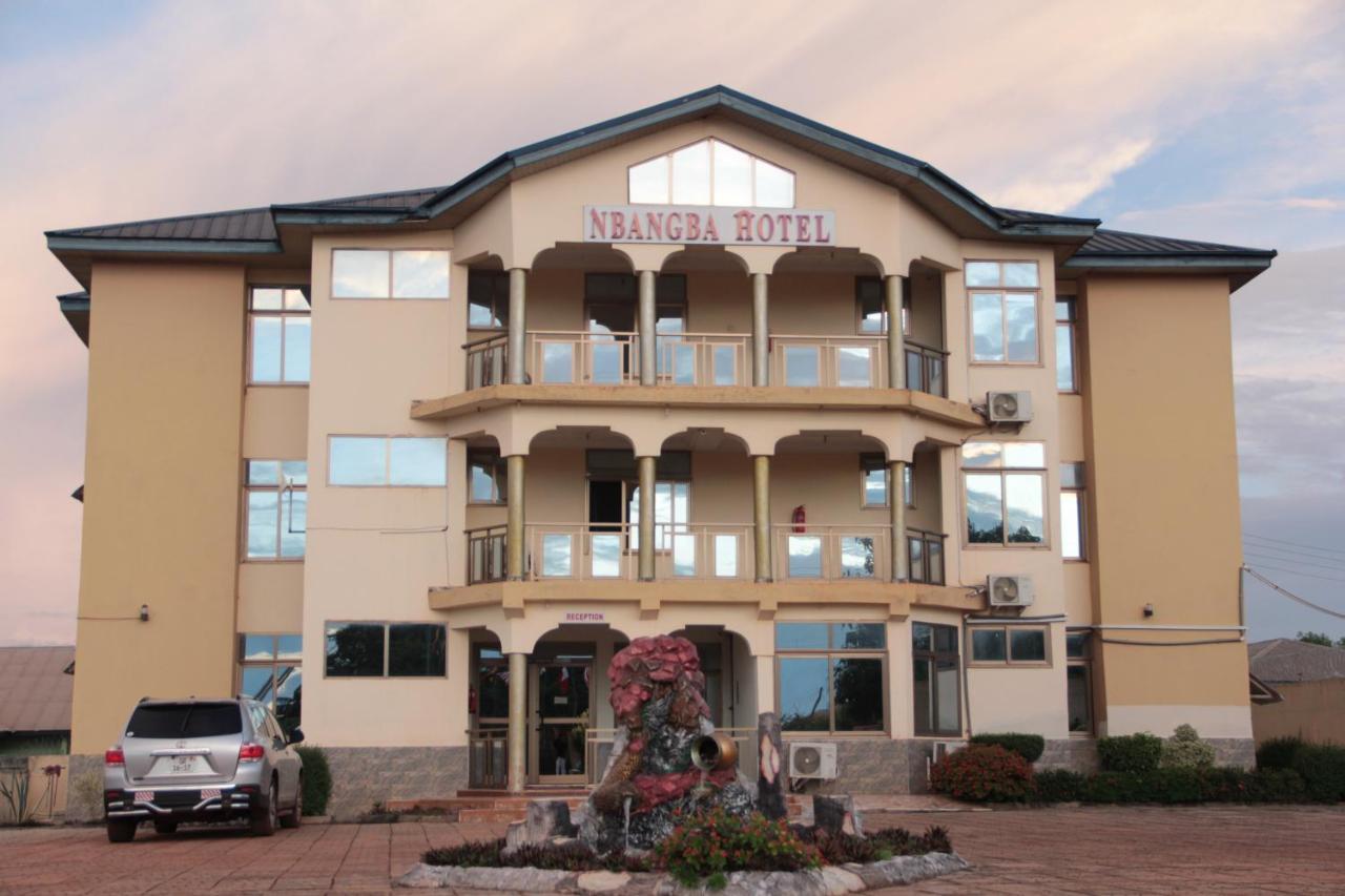 Nbangba Hotel Techiman Extérieur photo