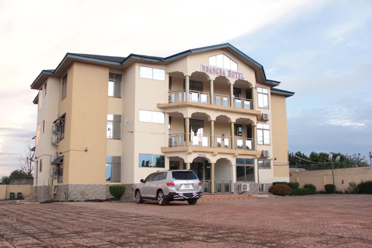Nbangba Hotel Techiman Extérieur photo