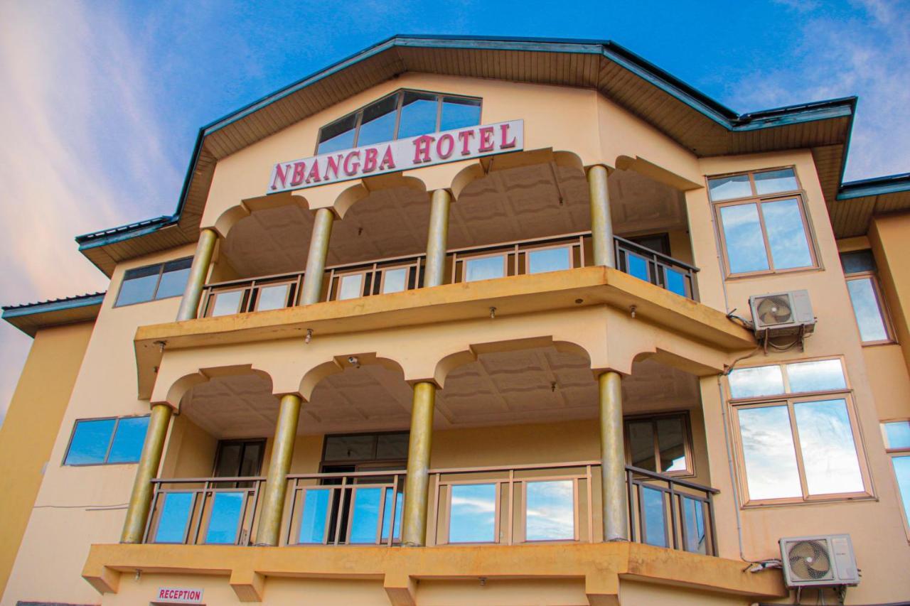 Nbangba Hotel Techiman Extérieur photo