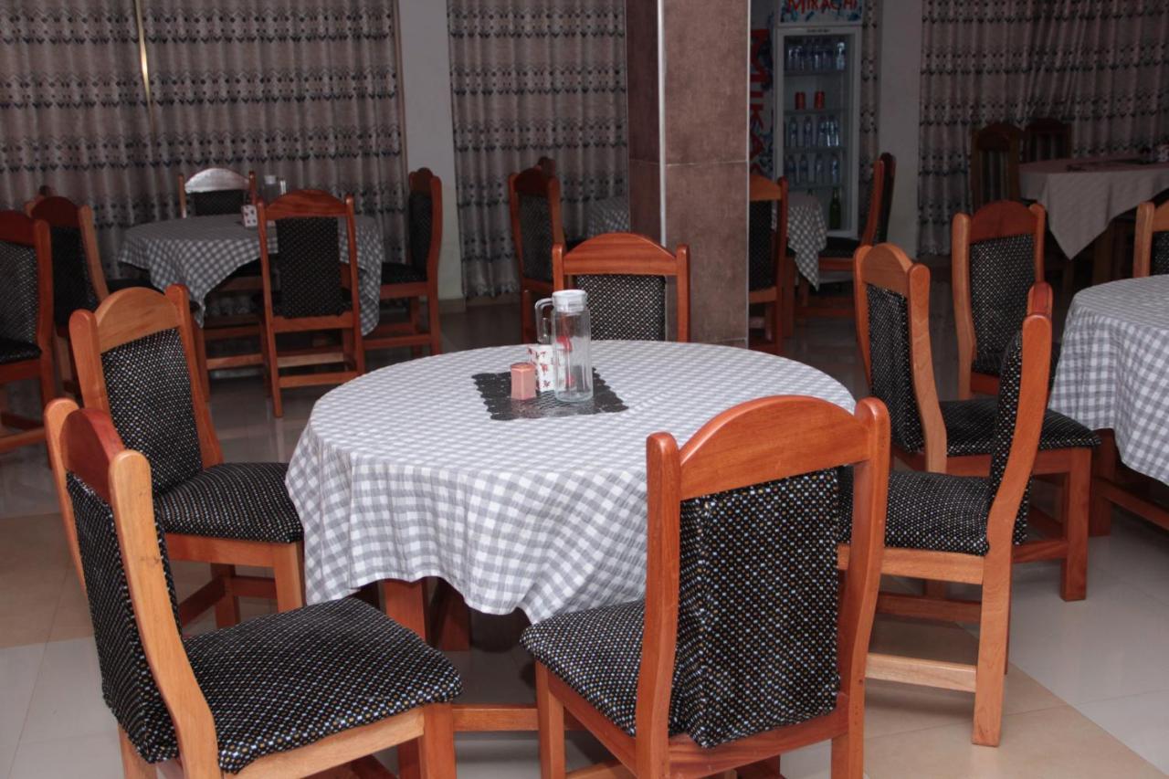 Nbangba Hotel Techiman Extérieur photo